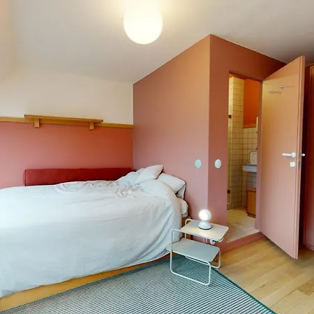Апартаменты Joivy Premium Flats In The Heart Of The 9th Arr, Near Moulin Rouge Париж