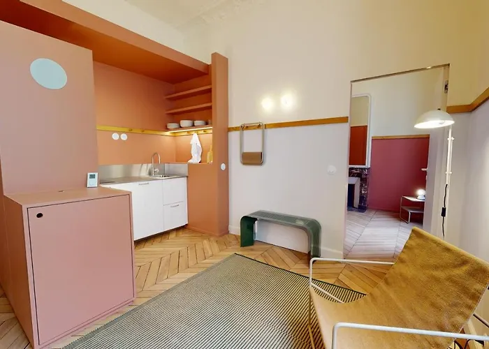Joivy Premium Flats In The Heart Of The 9th Arr, Near Moulin Rouge Апартаменты *