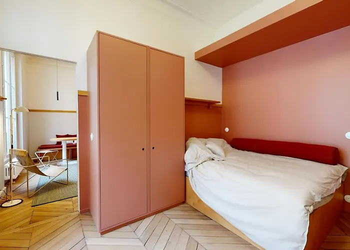 Joivy Premium Flats In The Heart Of The 9th Arr, Near Moulin Rouge * Париж