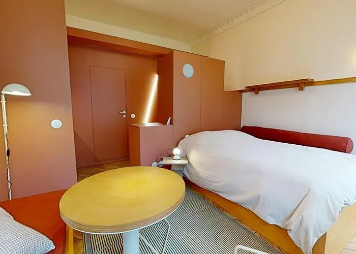 Joivy Premium Flats In The Heart Of The 9th Arr, Near Moulin Rouge * Париж