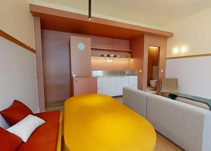 Апартаменты Joivy Premium Flats In The Heart Of The 9th Arr, Near Moulin Rouge Париж