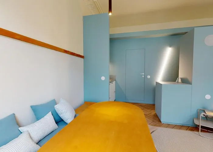 Joivy Premium Flats In The Heart Of The 9th Arr, Near Moulin Rouge * Париж