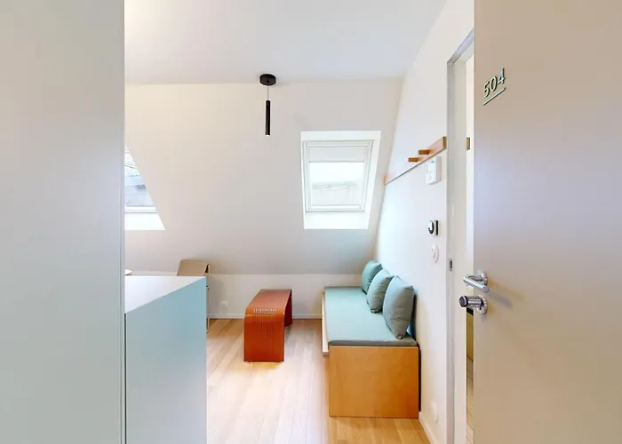 Апартаменты Joivy Premium Flats In The Heart Of The 9th Arr, Near Moulin Rouge Париж